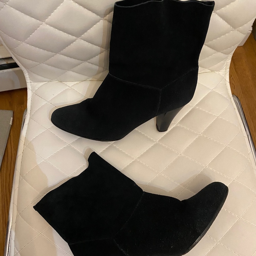 Black suede boots
